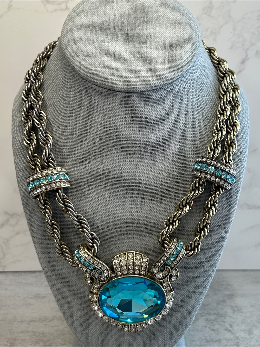 Heidi Daus Turquoise Blue Crystal Statement Necklace SEE DETAILS